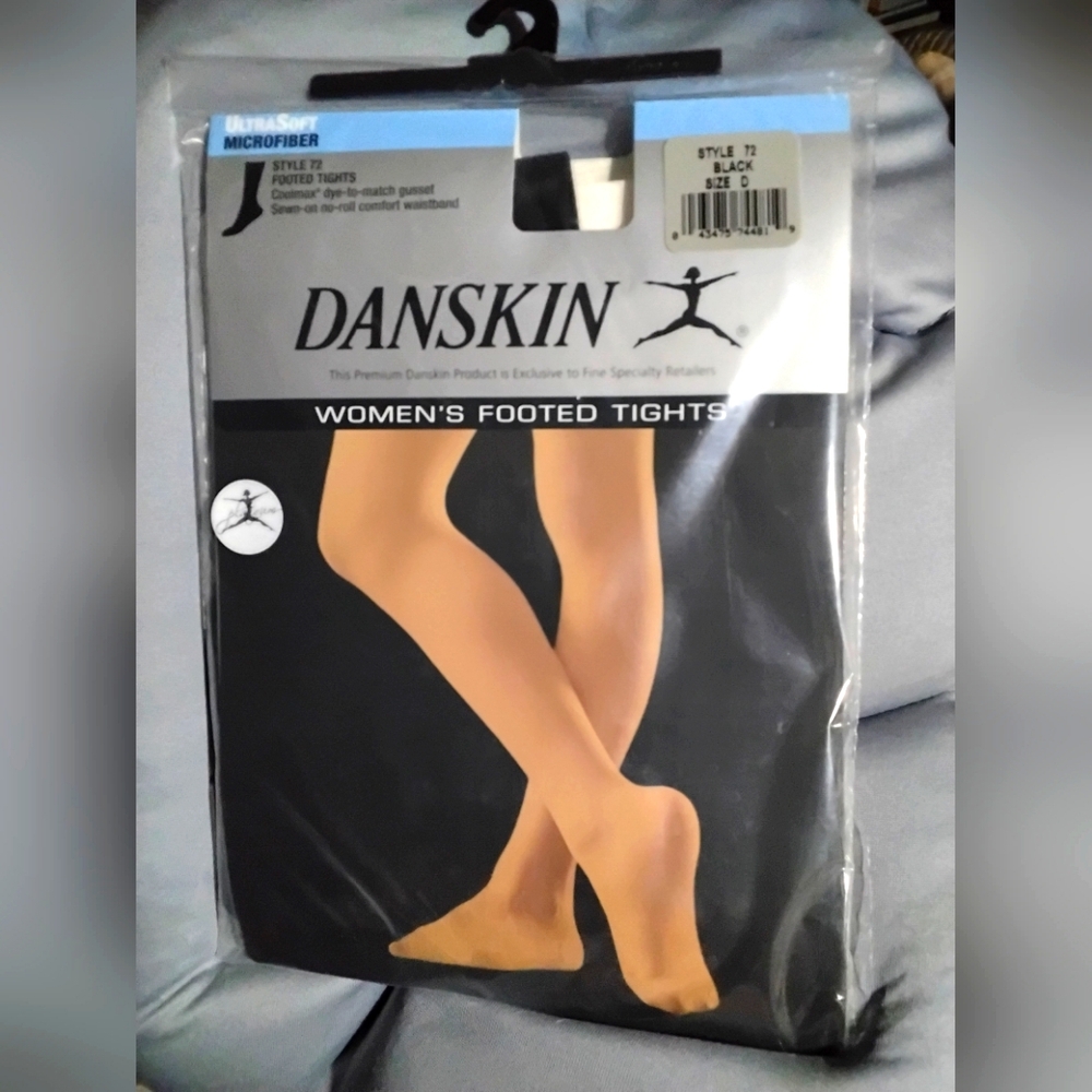 Danskin 72 Women's Ultrasoft Microfiber Black Footed Tights Size D ~ NWT